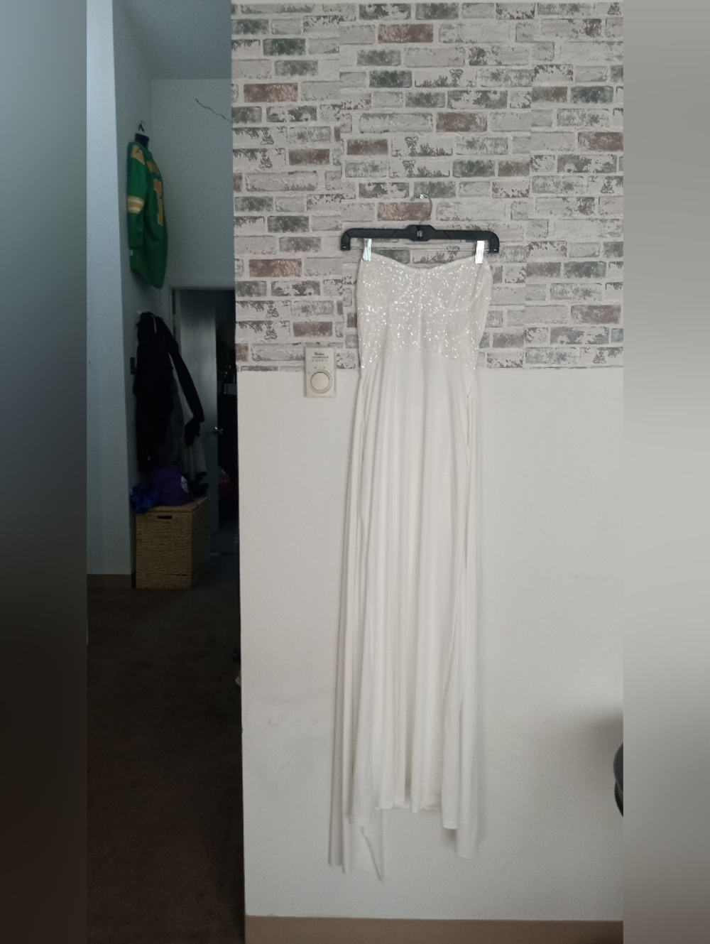 Elegant White Sequin Strapless Evening Dress